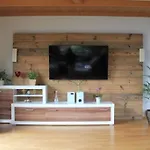 Gemuetliches Bergappartement Mit Seeblick Tatil Evi