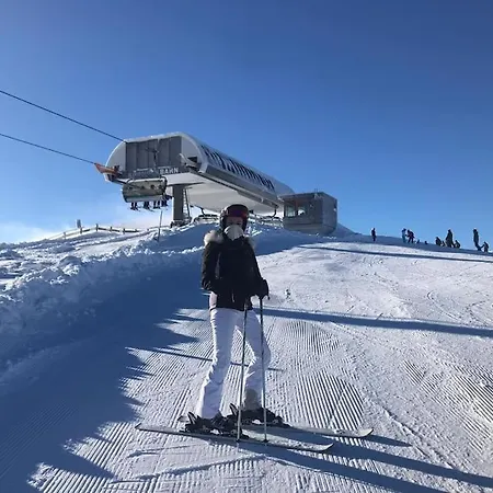 Gemuetliches Bergappartement Mit Seeblick Semesterbostad Zodl