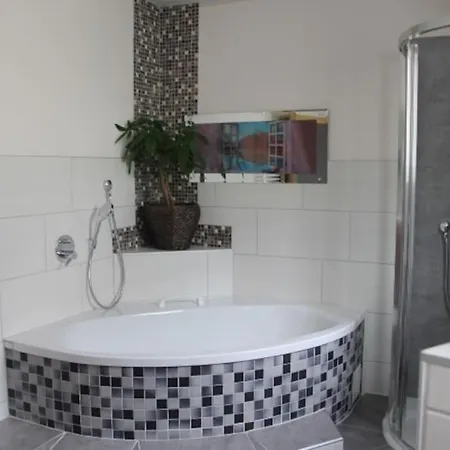 Gemütliches Bergappartement Mit Seeblick Zodl