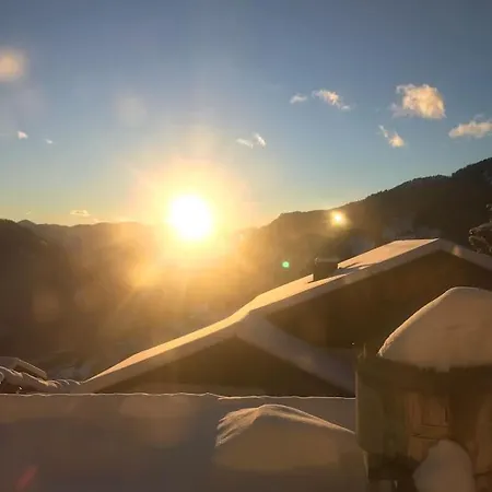 Gemütliches Bergappartement Mit Seeblick