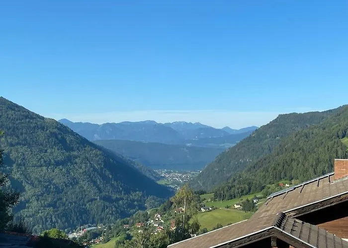 Gemuetliches Bergappartement Mit Seeblick Hébergement de vacances