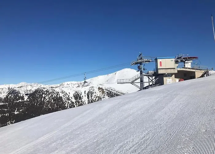 Gemuetliches Bergappartement Mit Seeblick Hébergement de vacances *